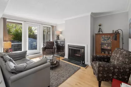 Primary Bedroom Photo of 3 230 W 15th Street, North Vancouver, BC