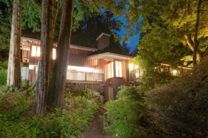 608 Magee Road, Bowen Island, BC, Bowen island — Single Family Residence for sale