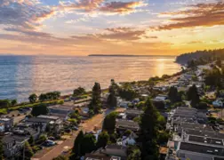 1246 Oxford St Street, White Rock, BC