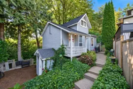1004 Delestre Avenue, Coquitlam, BC