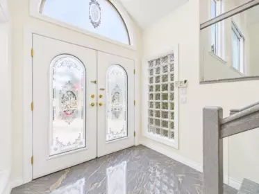 825 Everett Crescent, Burnaby, BC, Burnaby — Single Family Residence for sale