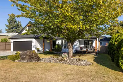 6098 190 Street, Surrey, BC, Surrey — Single Family Residence for sale