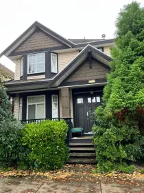 19144 68 Avenue, Surrey, BC, Surrey — Single Family Residence for sale