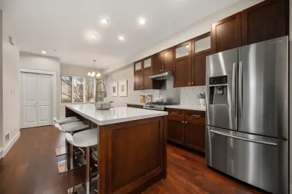 5991 Oak Street, Vancouver, BC, Vancouver — Townhouse for sale