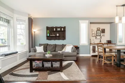 18462 65a Avenue, Surrey, BC, Surrey — Single Family Residence for sale