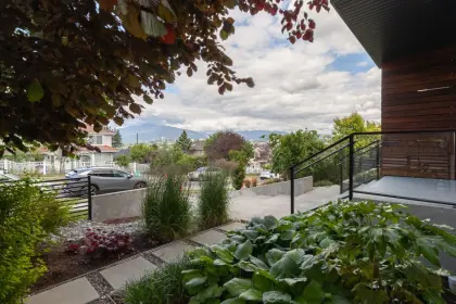 3006 E 3rd Avenue, Vancouver, BC, Vancouver — Single Family Residence for sale