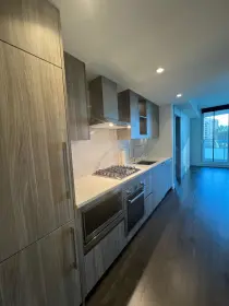808 9887 Whalley Boulevard, Surrey, BC, Surrey — Apartment/Condo for sale