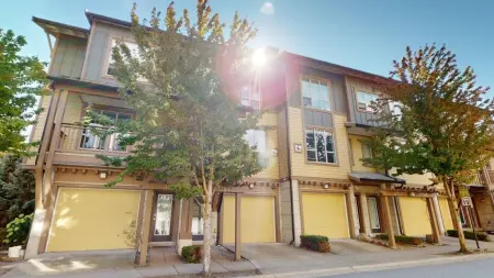 38332 Eaglewind Boulevard, Squamish, BC, Squamish — Townhouse for sale
