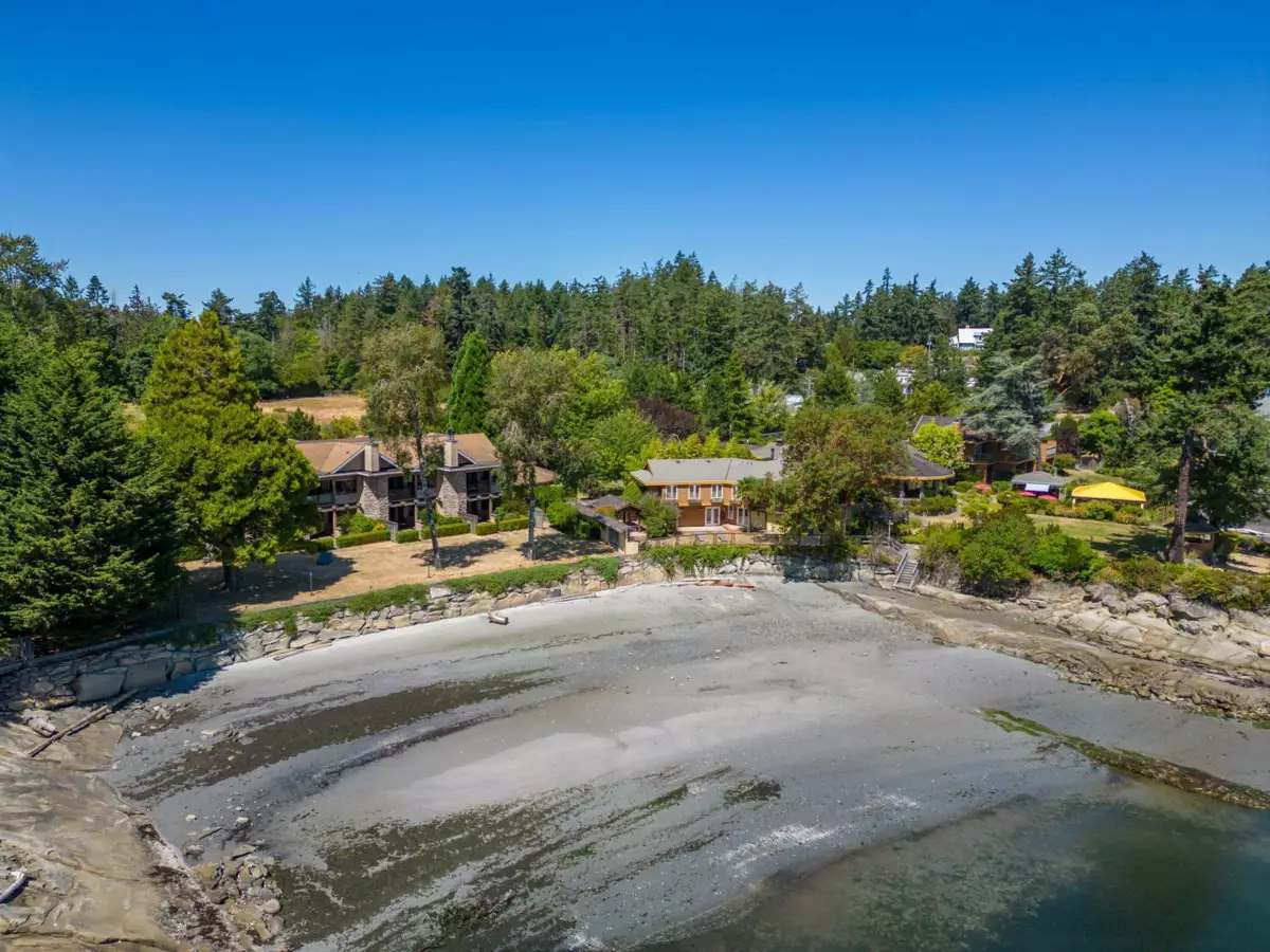 Primary Bedroom Photo of 23-D 134 Madrona Road, Galiano Island, BC