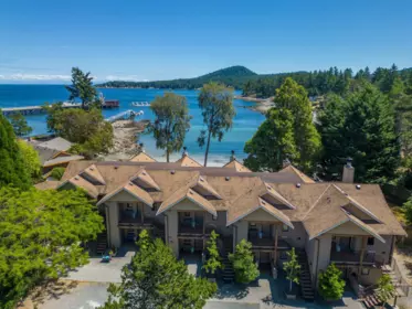Breakfast Nook Photo of 23-D 134 Madrona Road, Galiano Island, BC