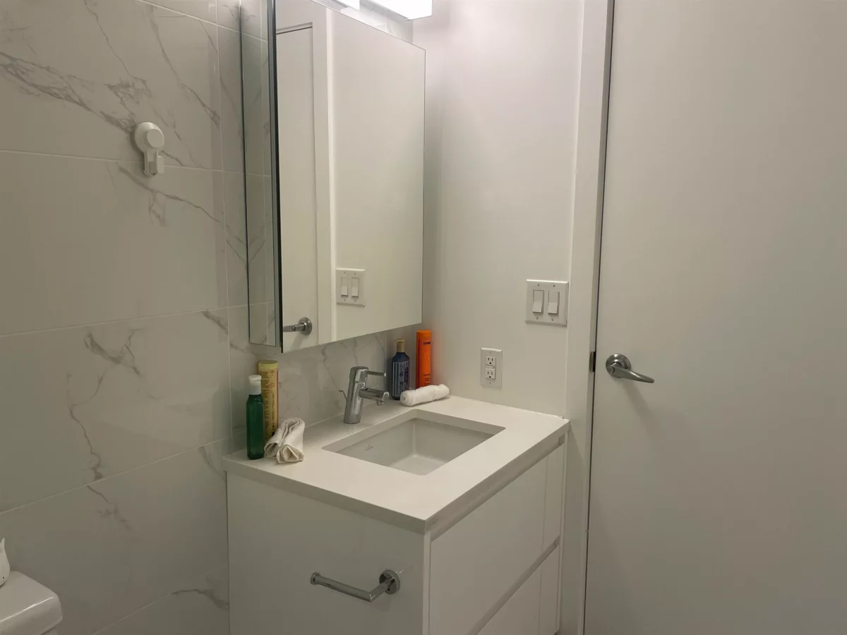 Bedroom 4 Photo of 210 8138 Fraser Street, Vancouver, BC