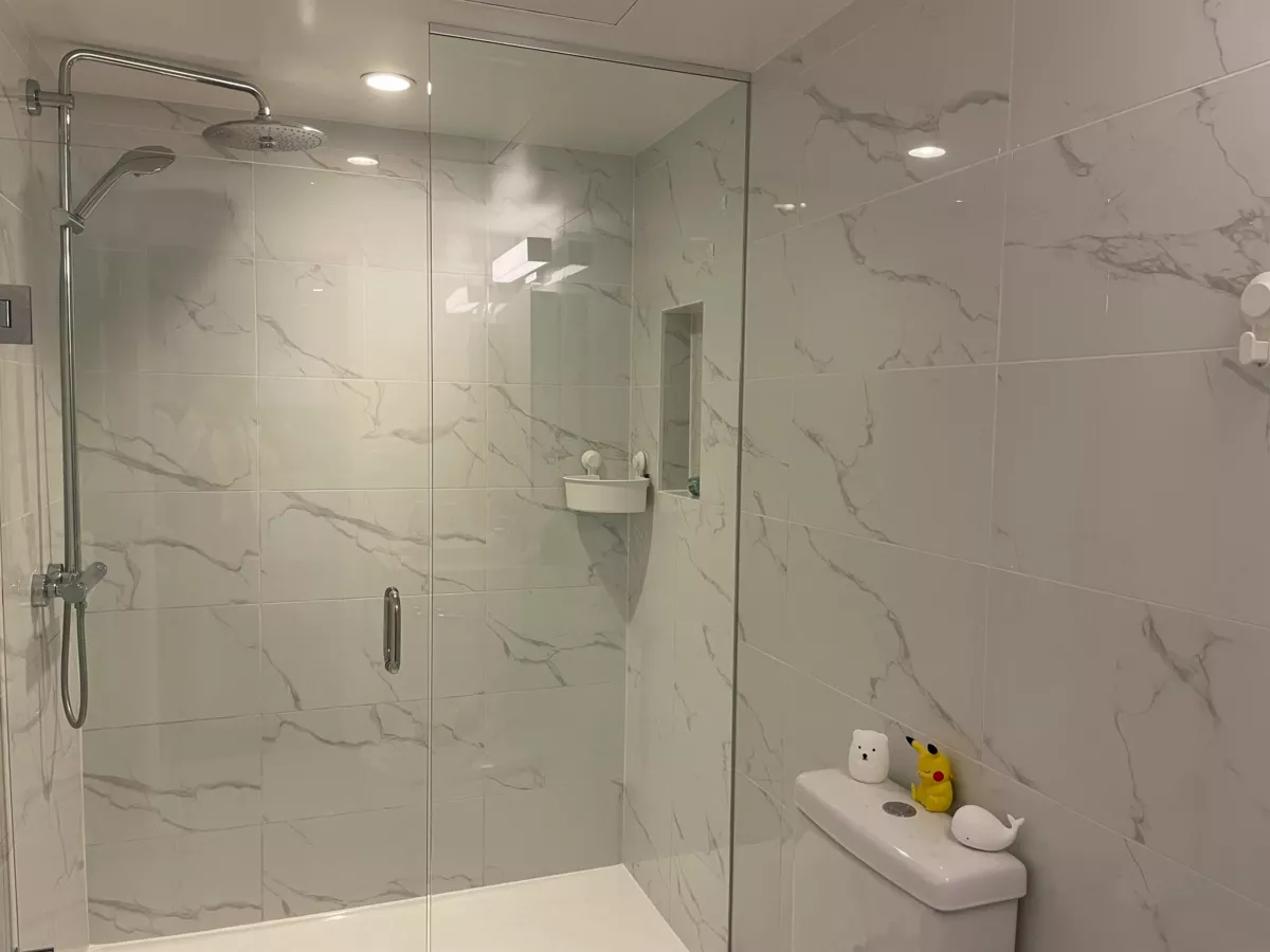 Guest Bathroom Photo of 210 8138 Fraser Street, Vancouver, BC