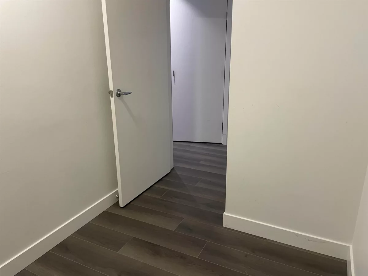 Primary Bathroom Photo of 210 8138 Fraser Street, Vancouver, BC