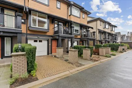 8 4766 55b Street, Delta, BC, Delta — Townhouse for sale