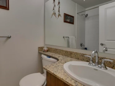 Mudroom Photo of 404 2943 Nelson Place, Abbotsford, BC