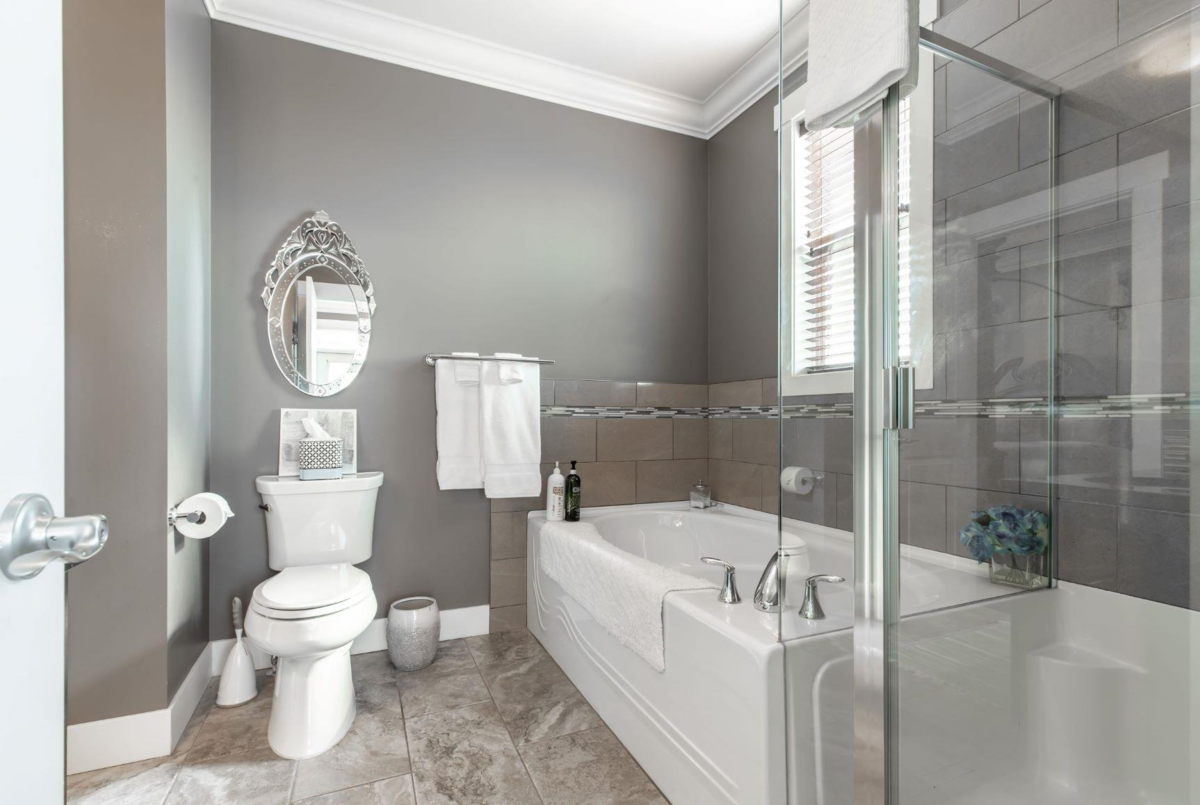 Kitchen Photo of 2379 Chardonnay Lane, Abbotsford, BC