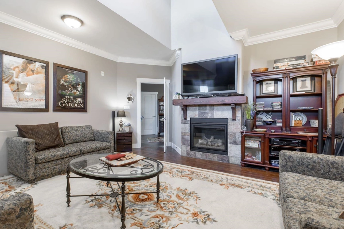 Living Room Photo of 2379 Chardonnay Lane, Abbotsford, BC