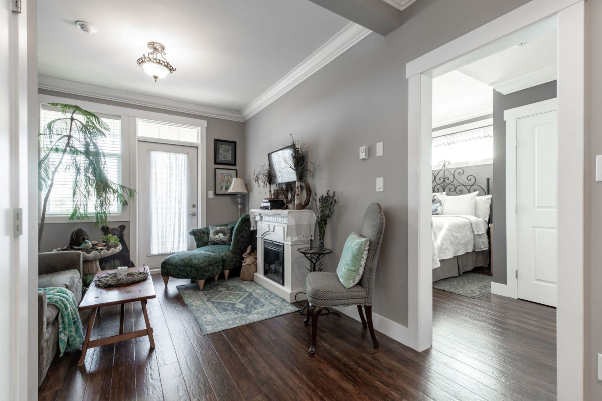 Walk-In Closet Photo of 2379 Chardonnay Lane, Abbotsford, BC