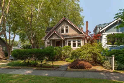 2891 W 14th Avenue, Vancouver, BC, Vancouver — Single Family Residence for sale