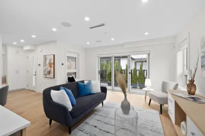 1127 E 15th Avenue, Vancouver, BC, Vancouver — Townhouse for sale