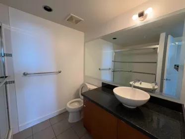 Primary Bathroom Photo of 1708 9133 Hemlock Drive, Richmond, BC