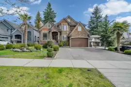 5838 124a Street, Surrey, BC