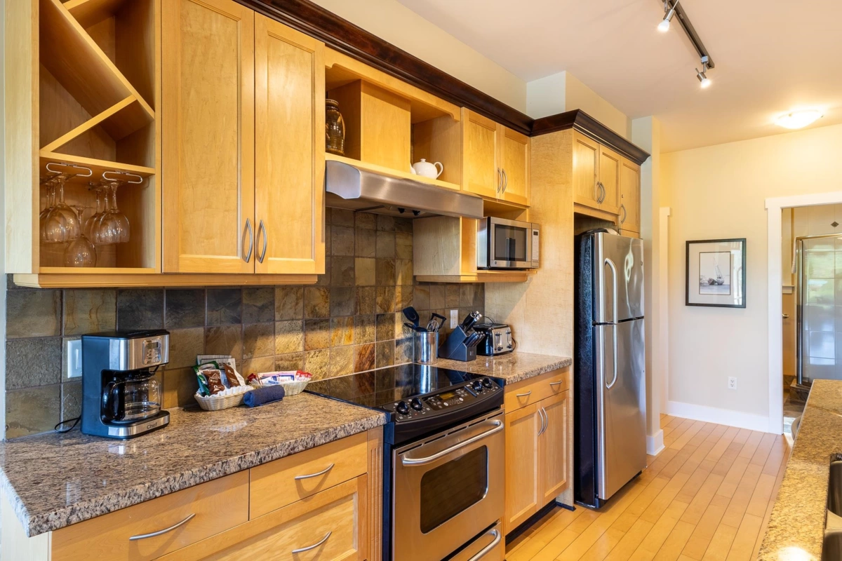 Basement Recreation Room Photo of 1D 12849 Lagoon Road, Madeira Park, BC