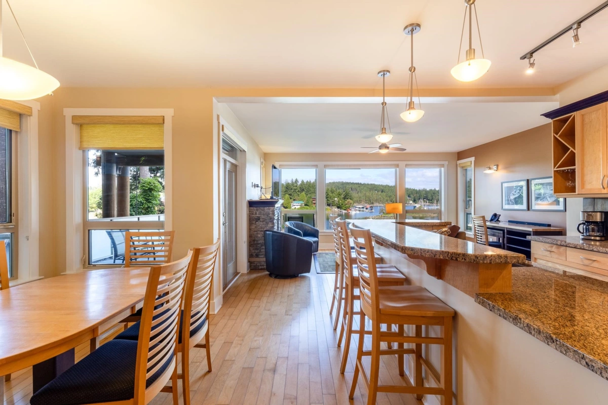 Bedroom 3 Photo of 1D 12849 Lagoon Road, Madeira Park, BC