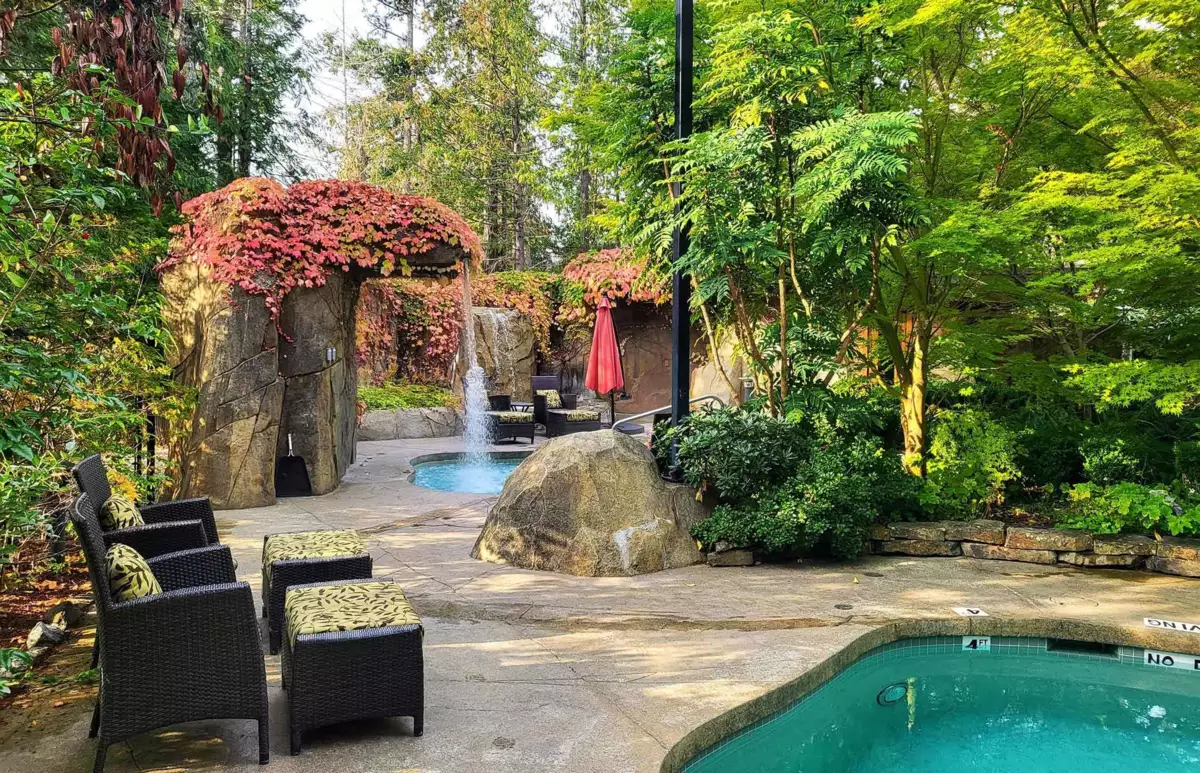 Garden / Landscaping Photo of 1D 12849 Lagoon Road, Madeira Park, BC