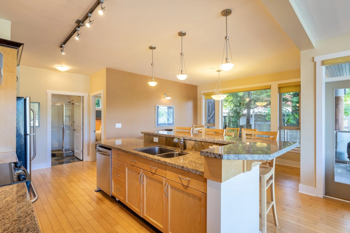 Loft / Bonus Room Photo of 1D 12849 Lagoon Road, Madeira Park, BC