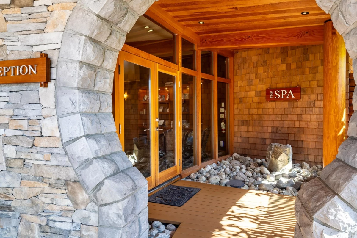 Outdoor Kitchen Photo of 1D 12849 Lagoon Road, Madeira Park, BC