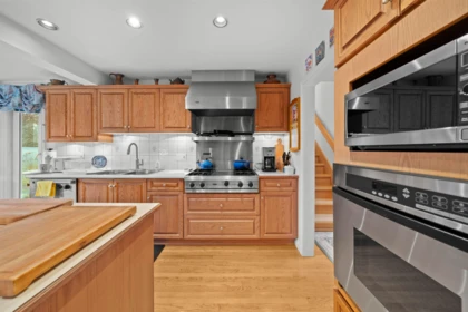 8511 Fairfax Crescent, Richmond, BC, Richmond — Single Family Residence for sale