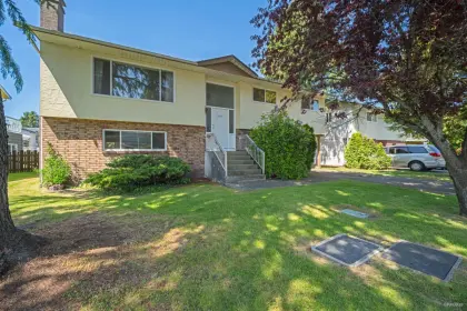 7411 Thormanby Crescent, Richmond, BC, Richmond — Single Family Residence for sale