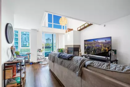 407 499 Broughton Street, Vancouver, BC