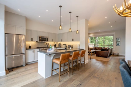 17 8030 Nicklaus North Boulevard, Whistler, BC, Whistler — Townhouse for sale