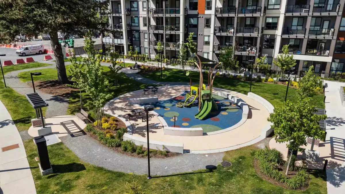 Backyard Photo of 210 45505 Campus Drive, Chilliwack, BC