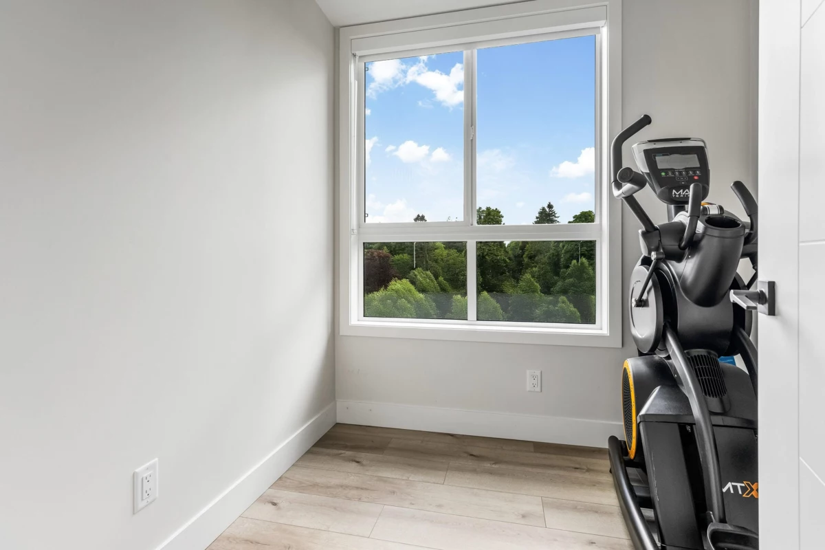 Hallway Photo of 210 45505 Campus Drive, Chilliwack, BC