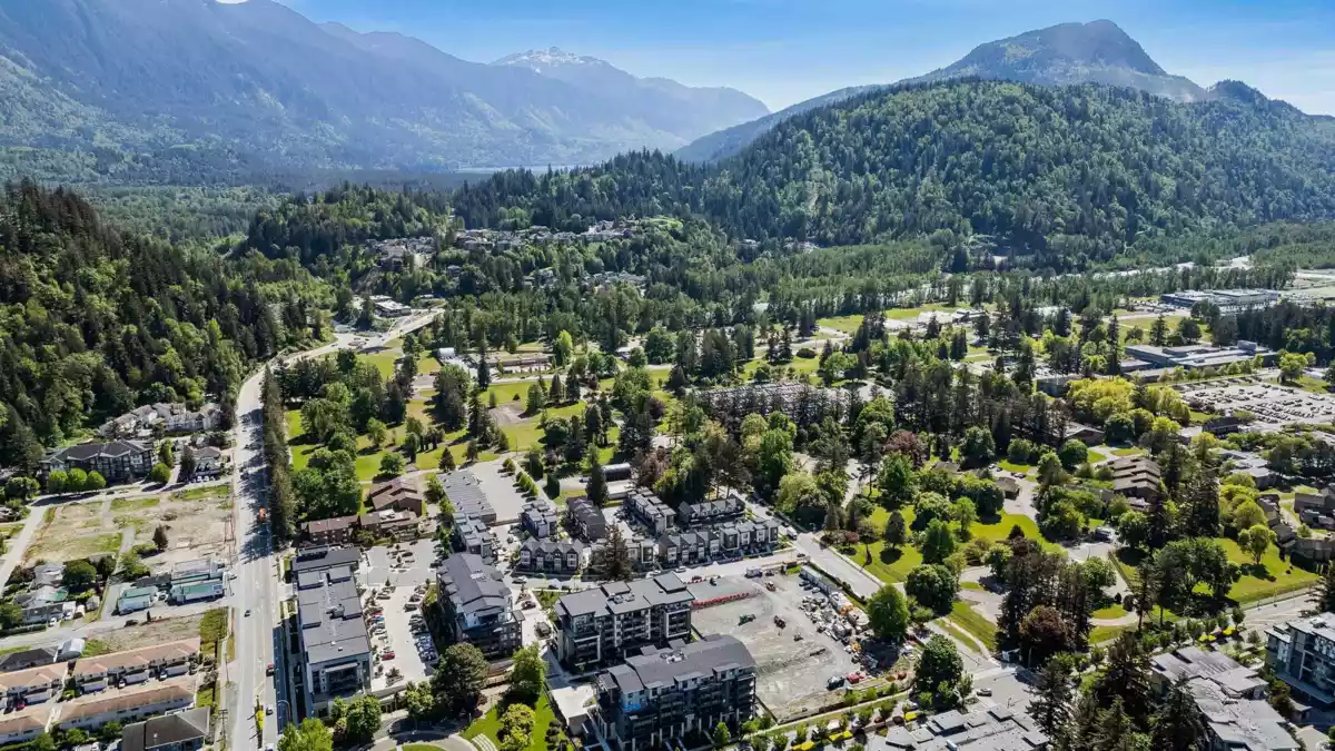 Neighborhood Park Photo Near 210 45505 Campus Drive, Chilliwack, BC