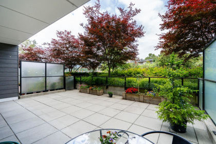 218 725 Marine Drive, North Vancouver, BC, North Vancouver — Apartment/Condo for sale