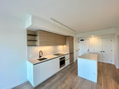 1801 13428 105 Avenue, Surrey, BC