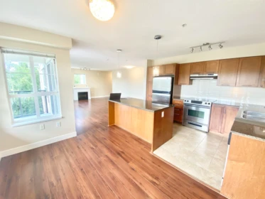 416 19673 Meadow Gardens Way, Pitt Meadows, BC, Pitt Meadows — Apartment/Condo for sale