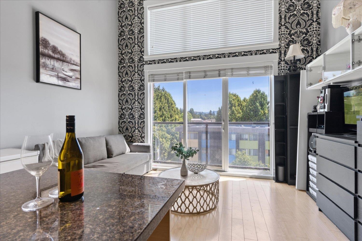 Dining Area Photo of 405 1975 Mccallum Road, Abbotsford, BC