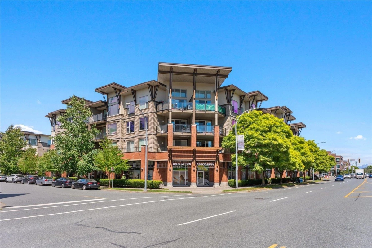 Exterior Rear Photo of 405 1975 Mccallum Road, Abbotsford, BC