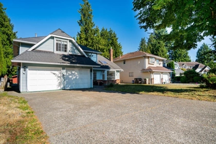 6072 133a Street, Surrey, BC, Surrey — Single Family Residence for sale