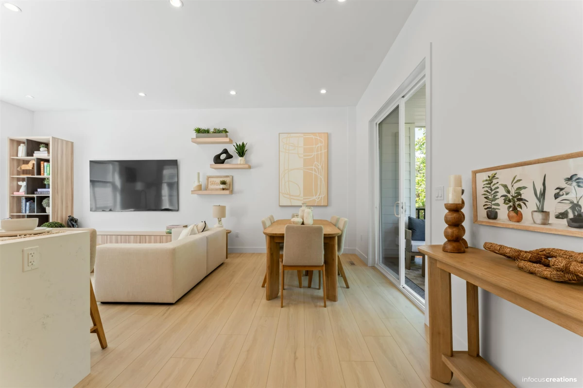 Kitchen Island Photo of 8 8924 Cedar Street, Mission, BC