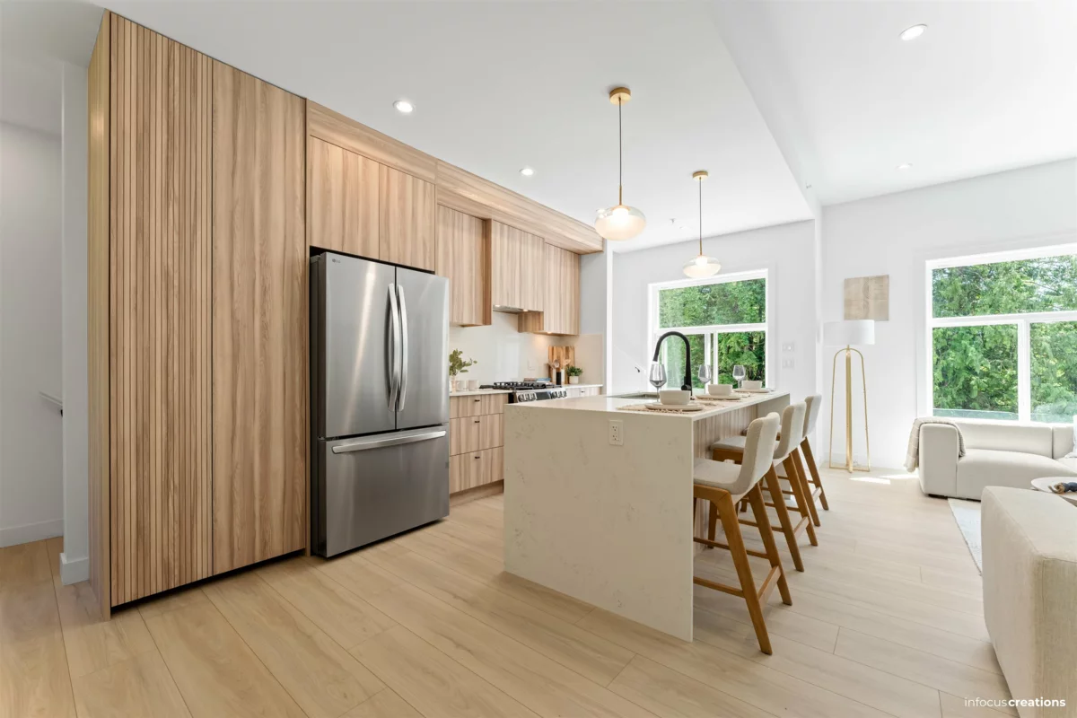 Kitchen Photo of 8 8924 Cedar Street, Mission, BC