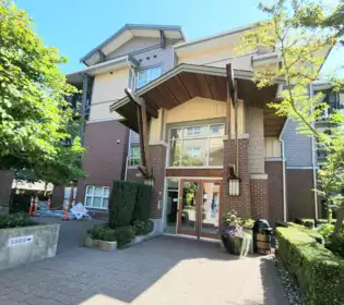 106 5889 Irmin Street, Burnaby, BC, Burnaby — Apartment/Condo for sale