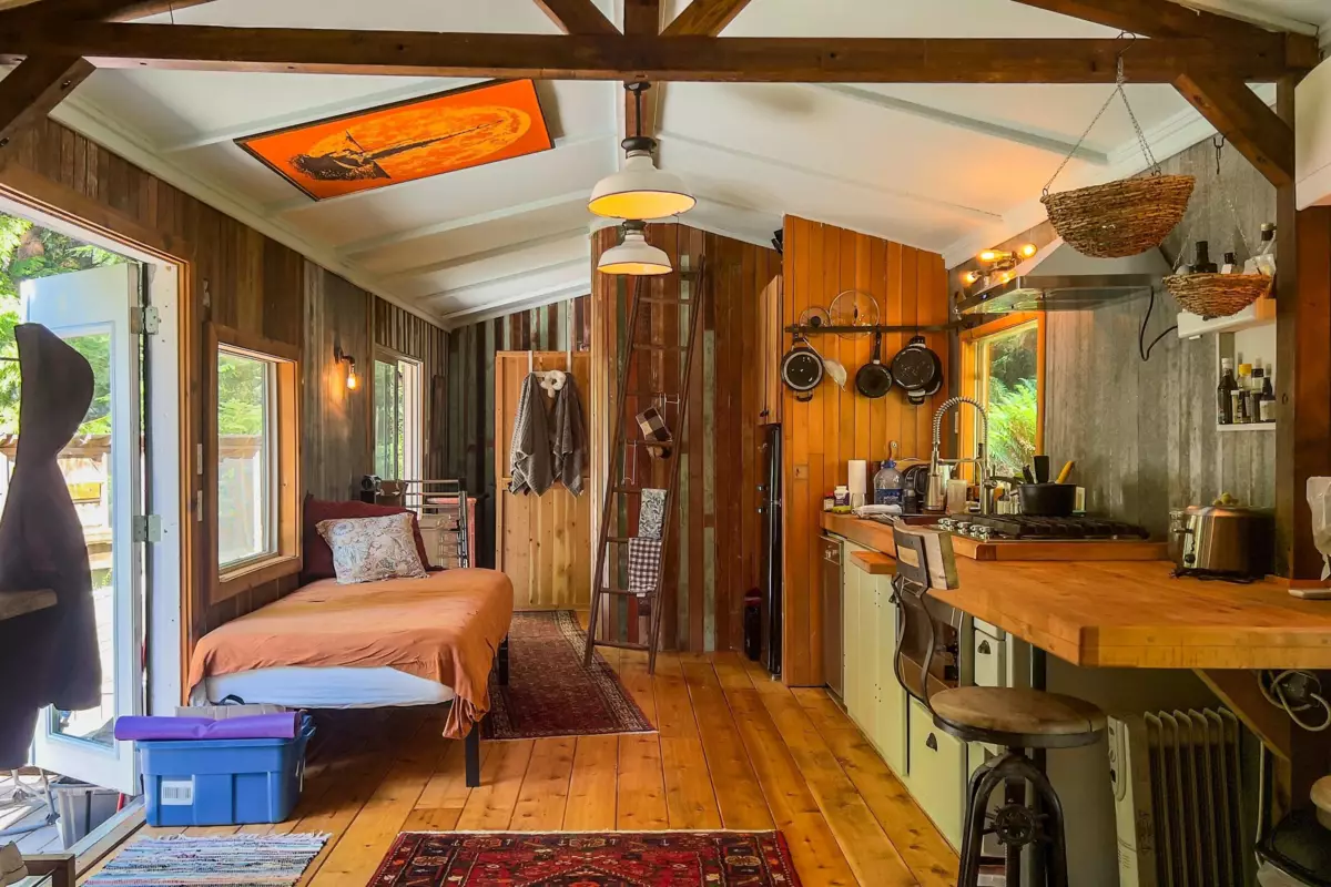 Outdoor Patio Photo of 1380 Fernie Road, Bowen Island, BC