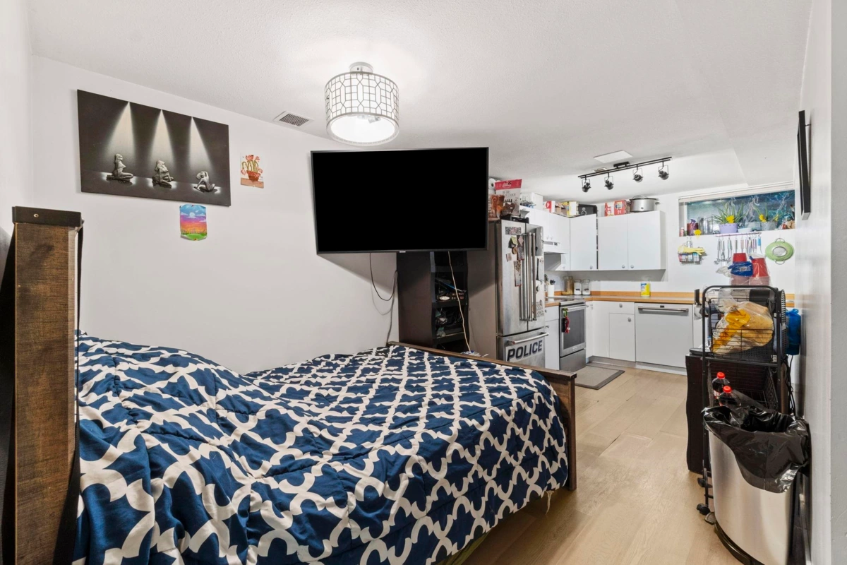 Hallway Photo of 3038 Mcmillan Road, Abbotsford, BC