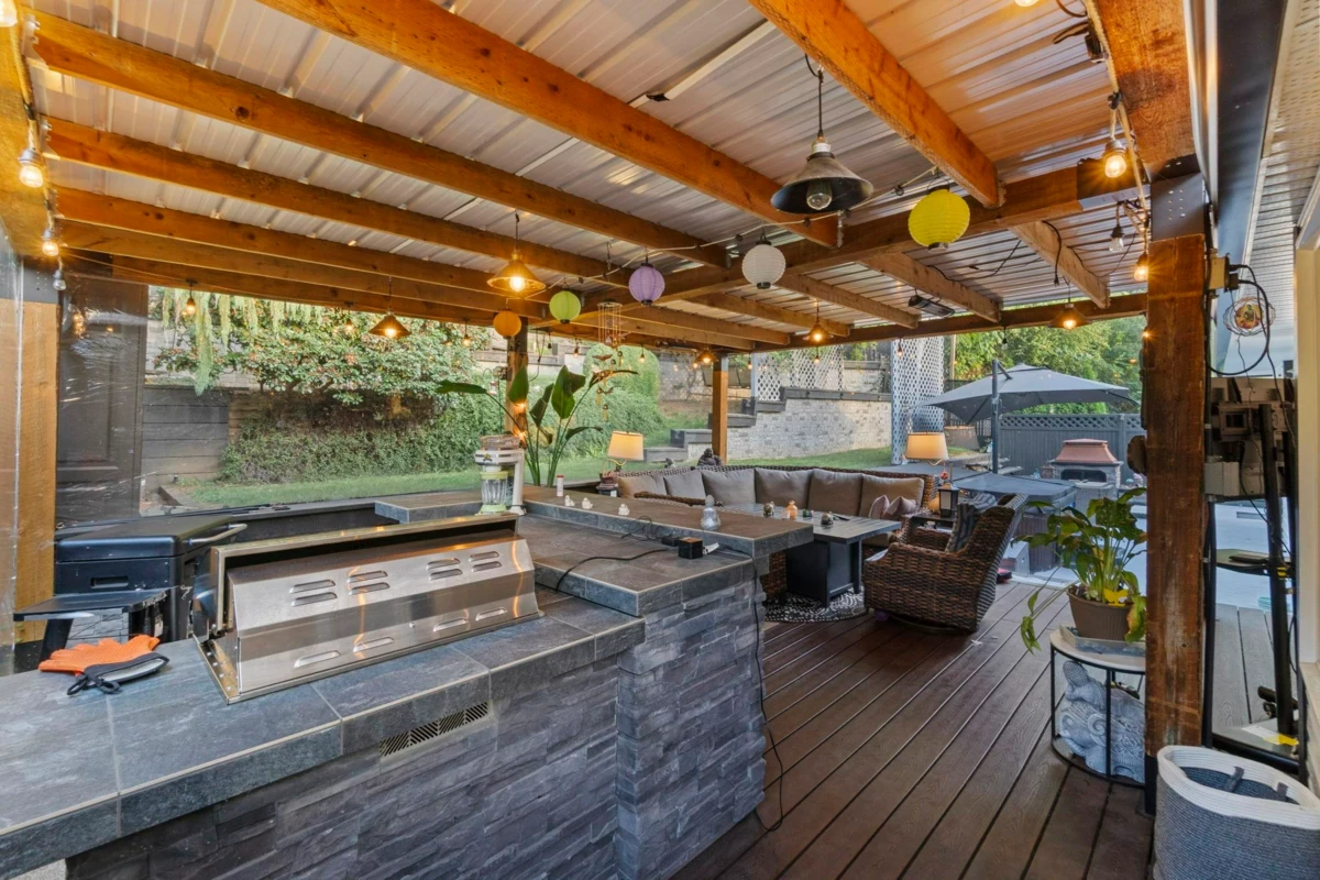 Outdoor Deck Photo of 3038 Mcmillan Road, Abbotsford, BC